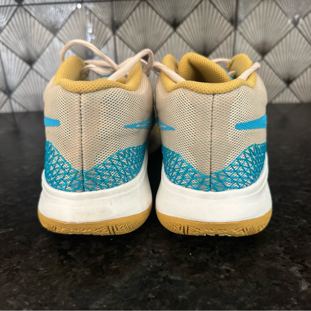 Nike basketball Kyrie Flytrap 6 - image 4